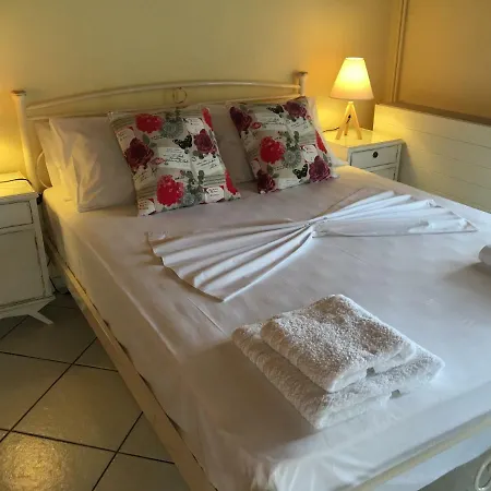 Holiday home Alexandra' S *