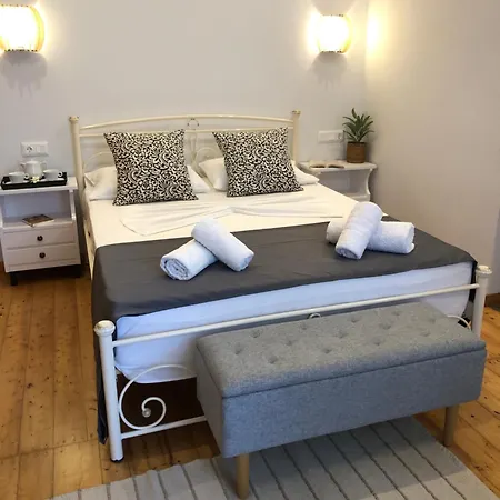 Casa Gardenia Дом отдыха Като-Коракиана